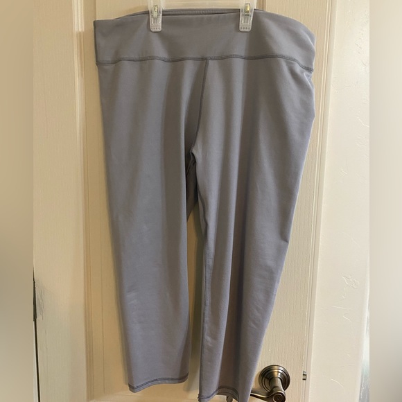 Fabletics Pants - Fabletics Gray Leggings 35-36” Waist Excellent Condition